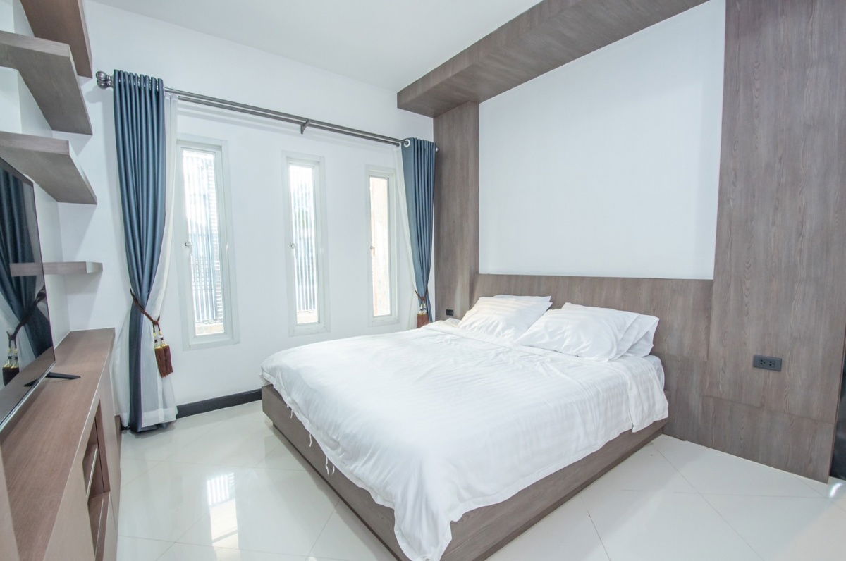 picture Private House with Swimmimg Pool for  rent in Huay Yai - 10/18