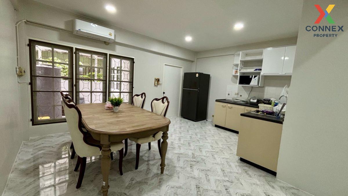 picture For Rent Townhouse/Townhome  , Lalin Greenville - Srinakarin , MRT-Sri Bearing , Bang Kaeo , Bang Phli , Samut Prakarn , CX-125967 ✅ Live chat with us ADD LINE @connexproperty ✅  - 3/8