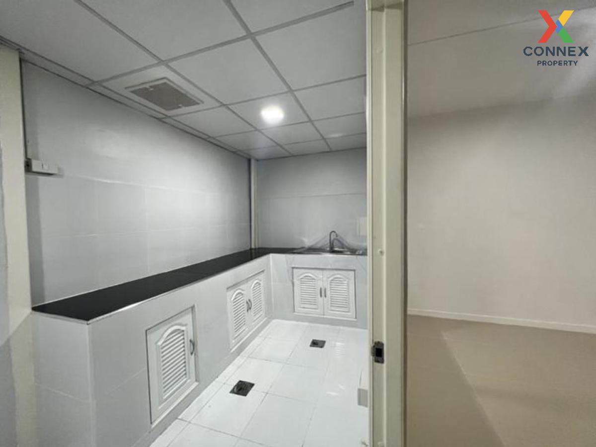 picture For Sale Townhouse/Townhome  , Baan Pruksa 67 Lamlookka - Klong 2 , Khu Khot , Lam Luk Ka , Pathum Thani , CX-125688 ✅ Live chat with us ADD LINE @connexproperty ✅  - 6/12
