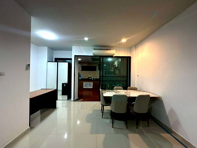 Townhouses for rent : 🚩 For Rent 3-story Townhouse ECO SPACE BANGNA - WONGWAEN 2 bedroom 3 bathroom