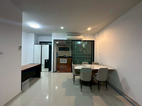 🚩 For Rent 3-story Townhouse ECO SPACE BANGNA - WONGWAEN 2 bedroom 3 bathroom