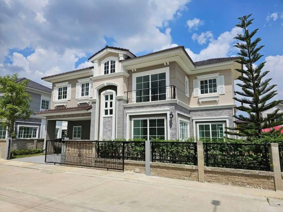 picture P0108 Golden Neo Sukhumvit - Lasalle Luxury Home for Rent - 1/17