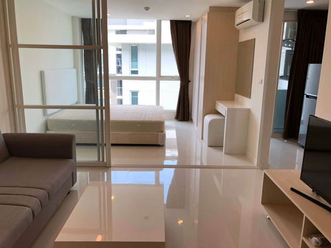 For Rent : Condo Elements Srinakarin *Nice Room* at Line: @homefinder