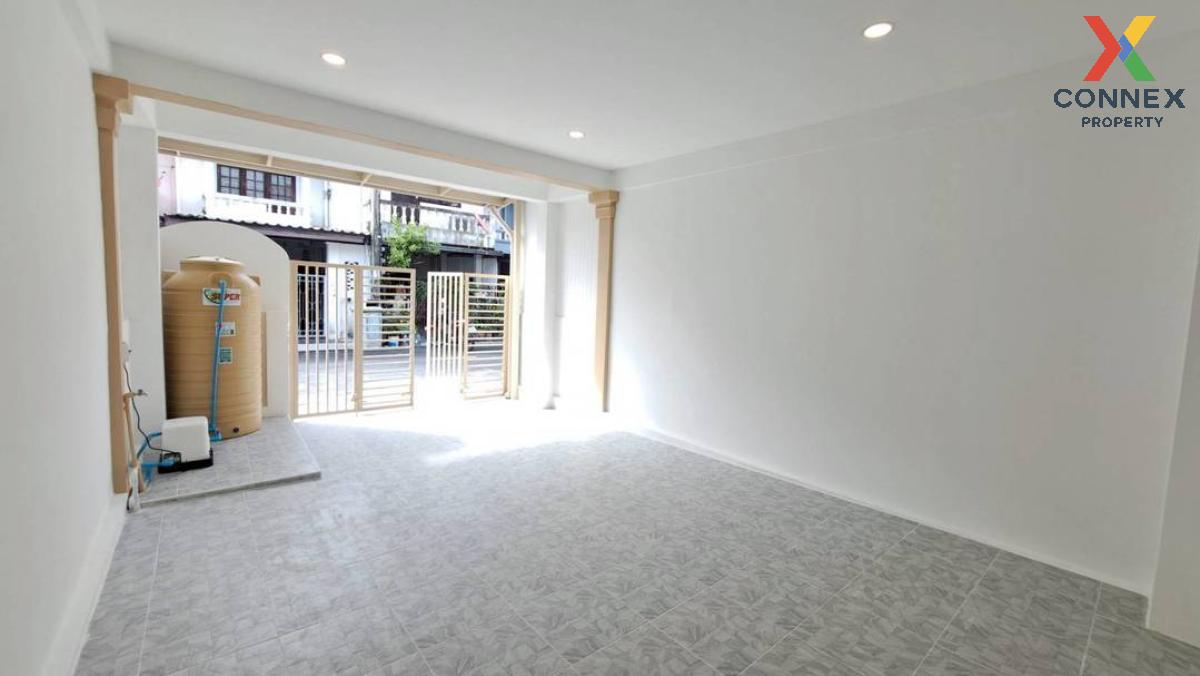 picture For Sale Townhouse/Townhome  ,  Siwapha House , newly renovated , Pak Kret , Pak Kret , Nonthaburi , CX-125941 ✅ Live chat with us ADD LINE @connexproperty ✅  - 4/12