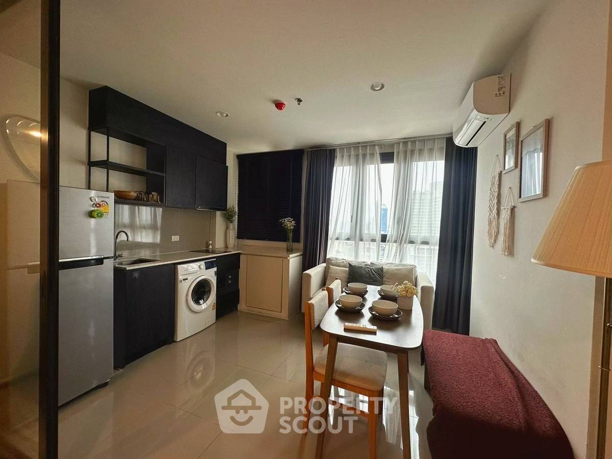 picture 1-BR Condo at XT Huaikhwang near MRT Huai Khwang (ID 2217121) - 2/5