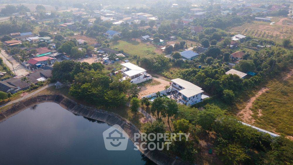 picture 6-BR Villa close to Pattaya (ID 1229337) - 34/34