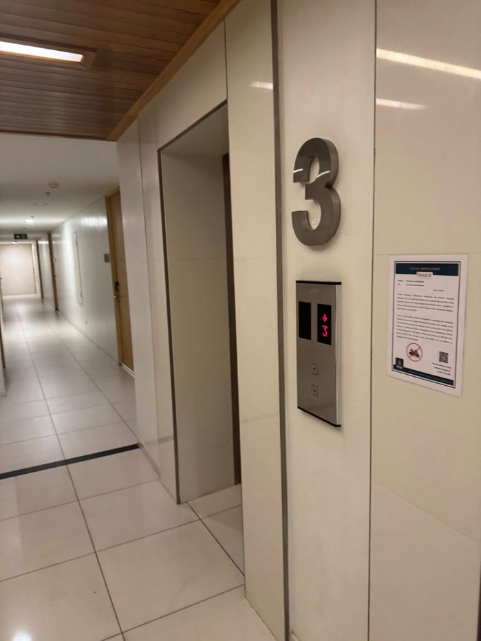 picture Condo for sale Siamese Surawong near MRT Samyan 5,600,000 baht Property code: SL066 - 10/16