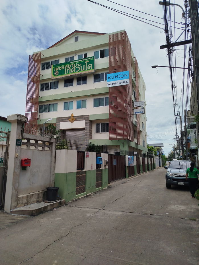 รูป ขายบ้านแฝด พร้อมผู้เช่า เหมาะสำหรับนักลงทุน ดีกว่าฝากเงินแบงค์ 19.2เท่า - รูปที่ 6/7