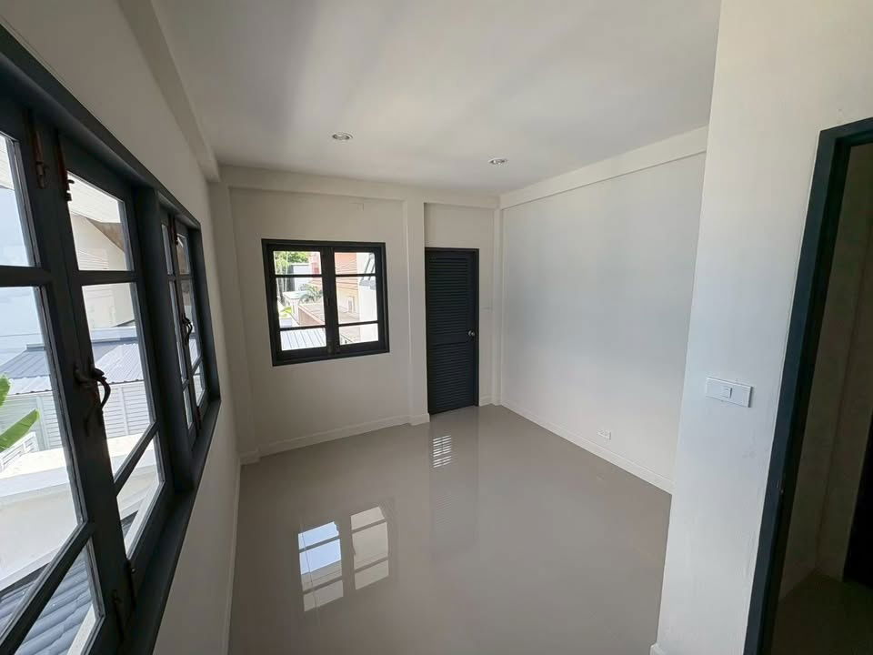 รูป ขายบ้านเดี่ยว2ชั้น หมู่บ้านภาณุการ์เด้นท์ ถ.สวนผัก  บ้านรีโนเวทอใหม่ทั้งหลัง - รูปที่ 4/11