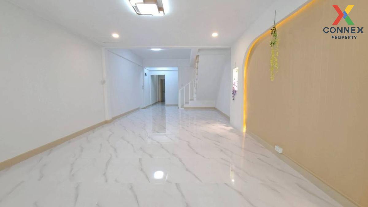 picture For Sale Townhouse/Townhome  ,  Siwapha House , newly renovated , Pak Kret , Pak Kret , Nonthaburi , CX-125941 ✅ Live chat with us ADD LINE @connexproperty ✅  - 5/12