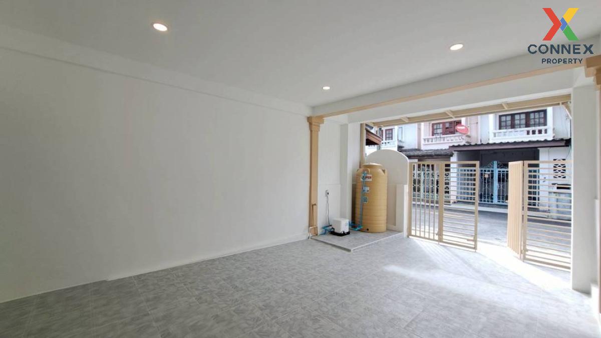 picture For Sale Townhouse/Townhome  ,  Siwapha House , newly renovated , Pak Kret , Pak Kret , Nonthaburi , CX-125941 ✅ Live chat with us ADD LINE @connexproperty ✅  - 2/12