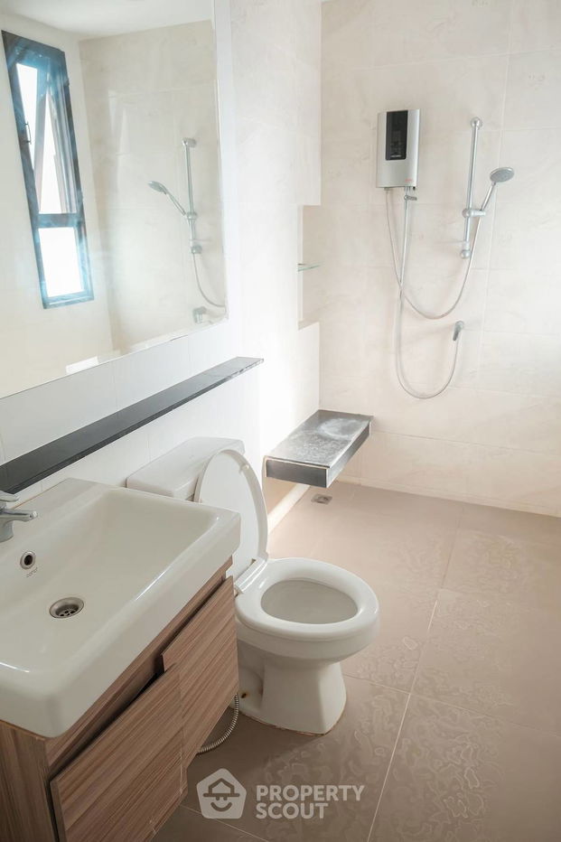 picture 5-BR House in Wat Chalo (ID 2059479) - 22/40