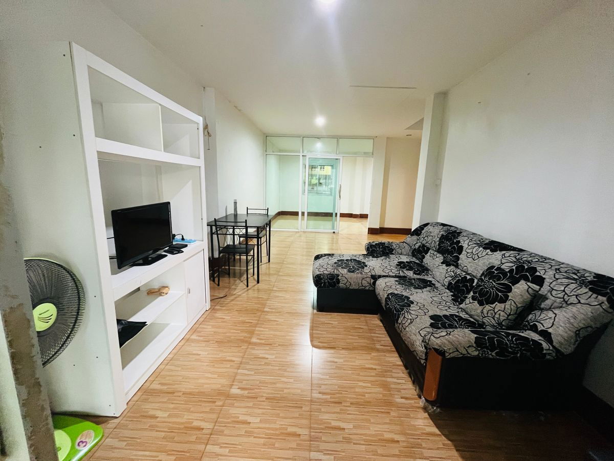 picture (For Rent Baan Sivarat 8)  area 24 sq.wa - 8/18