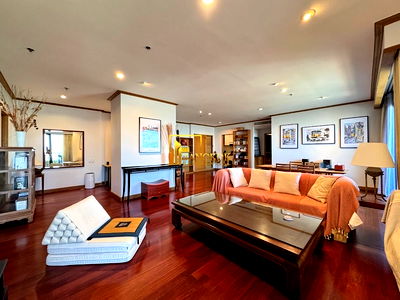 Condos for sale : Baan Chaophraya - Charming 2 Bed Riverside Property For Sale - BR11757CD