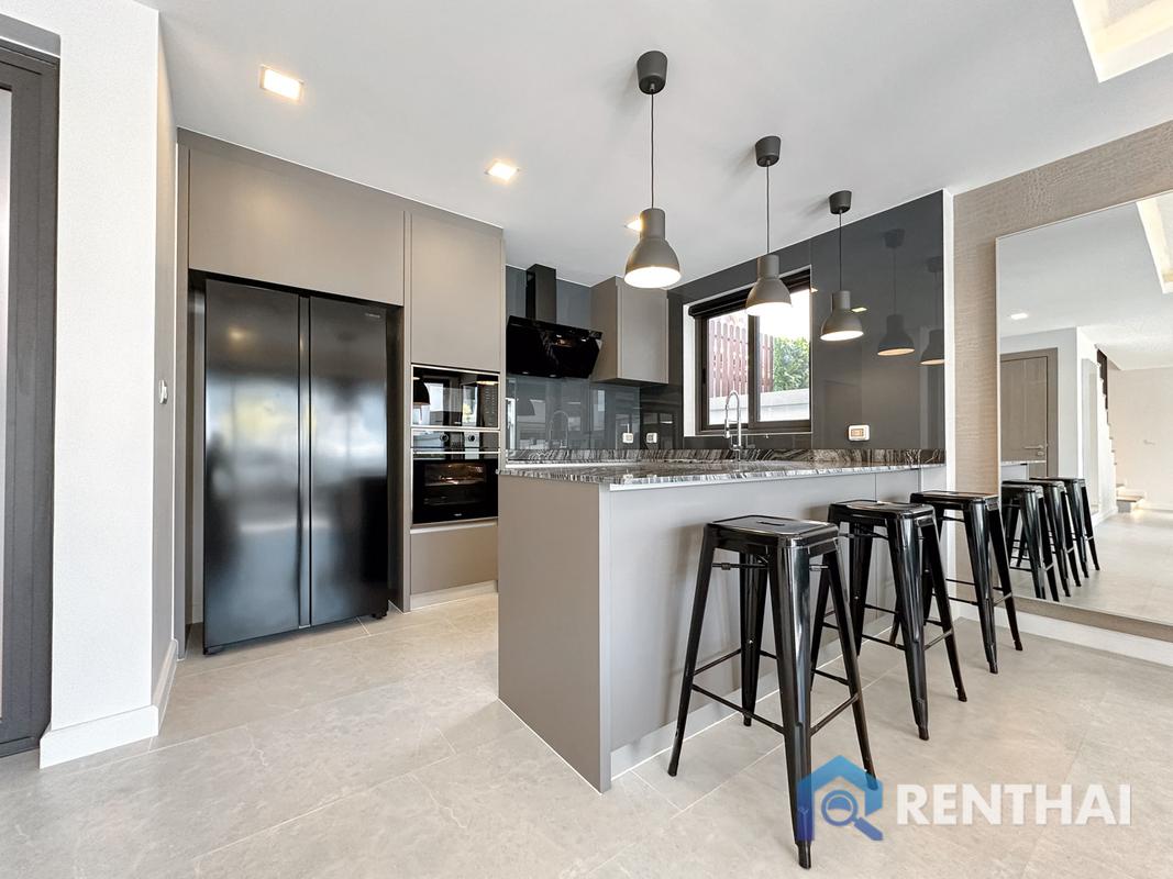 รูป บ้านเดี่ยว 3 ห้องนอนที่ Zensiri Midtown Villa, พัทยา, 18.5 ล้านบาท, สิ่งอำนวยความสะดวกหรูหรา, พร้อมเฟอร์นิเจอร์ครบครัน, พร้อมอยู่เข้าทันที - รูปที่ 9/25