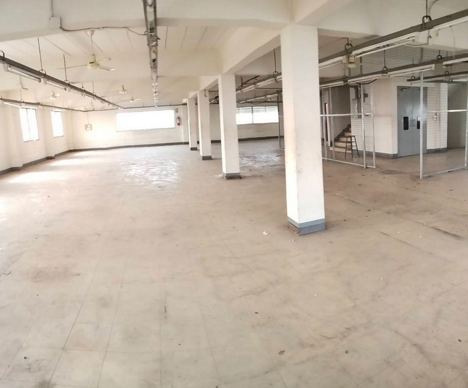 รูป Call :  086-318-1186 ขายอาคารสำนักงาน 6 ชั้น พร้อมโรงงาน คลังสินค้า 200 ตร.วา ซอยลาดพร้าว 80 แยก 26 เขตวังทองหลาง ใกล้รถไฟฟ้าสีเหลือง ลาดพร้าว 71 - รูปที่ 9/13