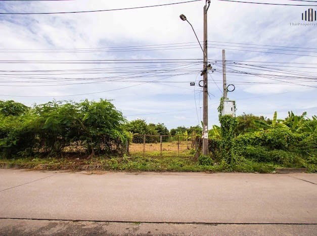 picture  Rarely on the market! Large Land Plot for Sale – 600 sq.wah in Petchmontol Green Project, Bangbon 5 Road - 14/14