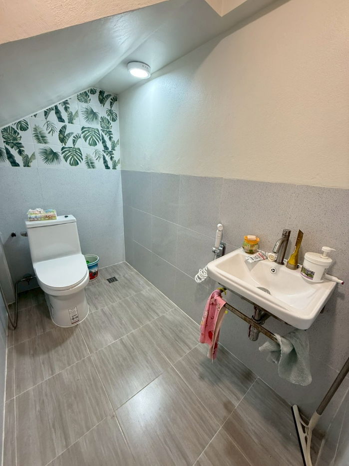 รูป #ให้เช่าอาคารพาณิชย์ 3.5 ชั้น พร้อมดาดฟ้า เหมาะสำหรับทำ Airbnb, Hotel, หรือ Office ย่านรามคำแหง 90  🔥 เช่า 45,000บาท/เดือน (ต่อรองได้ครับ) - รูปที่ 11/28