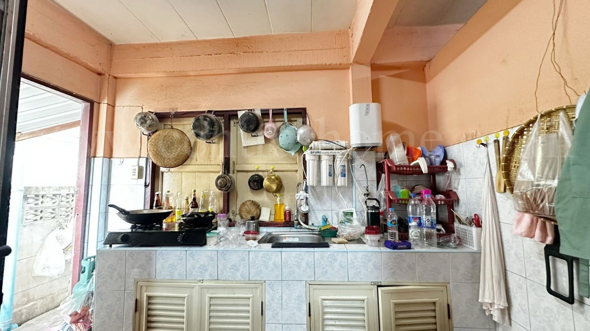 รูป บ้านเดี่ยว พร้อมที่ดิน 93 ตร.วา พหลโยธิน 52 ราคาถูก ทำเลดี - รูปที่ 9/16