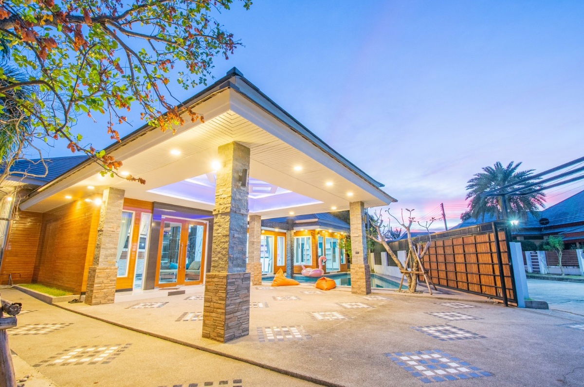 picture Private House with Swimmimg Pool for  rent in Huay Yai - 2/18