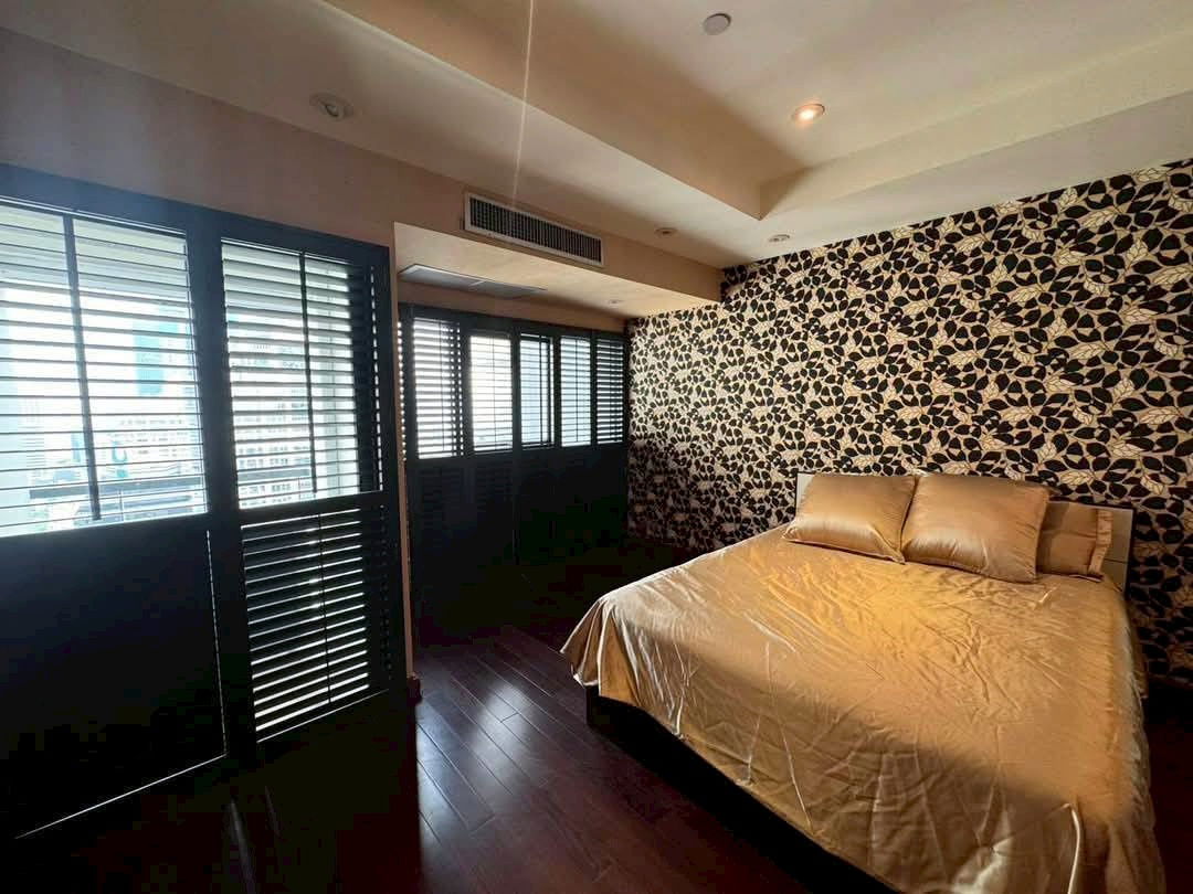 รูป LTH12839 - Condo for sale คอนโด ขาย at Sathorn Gardens สาธรการ์เด้นส์ Size 230 sqm. 3 beds 3 baths Near BTS Sala Daeng Station ONLY 25 MB - รูปที่ 8/16