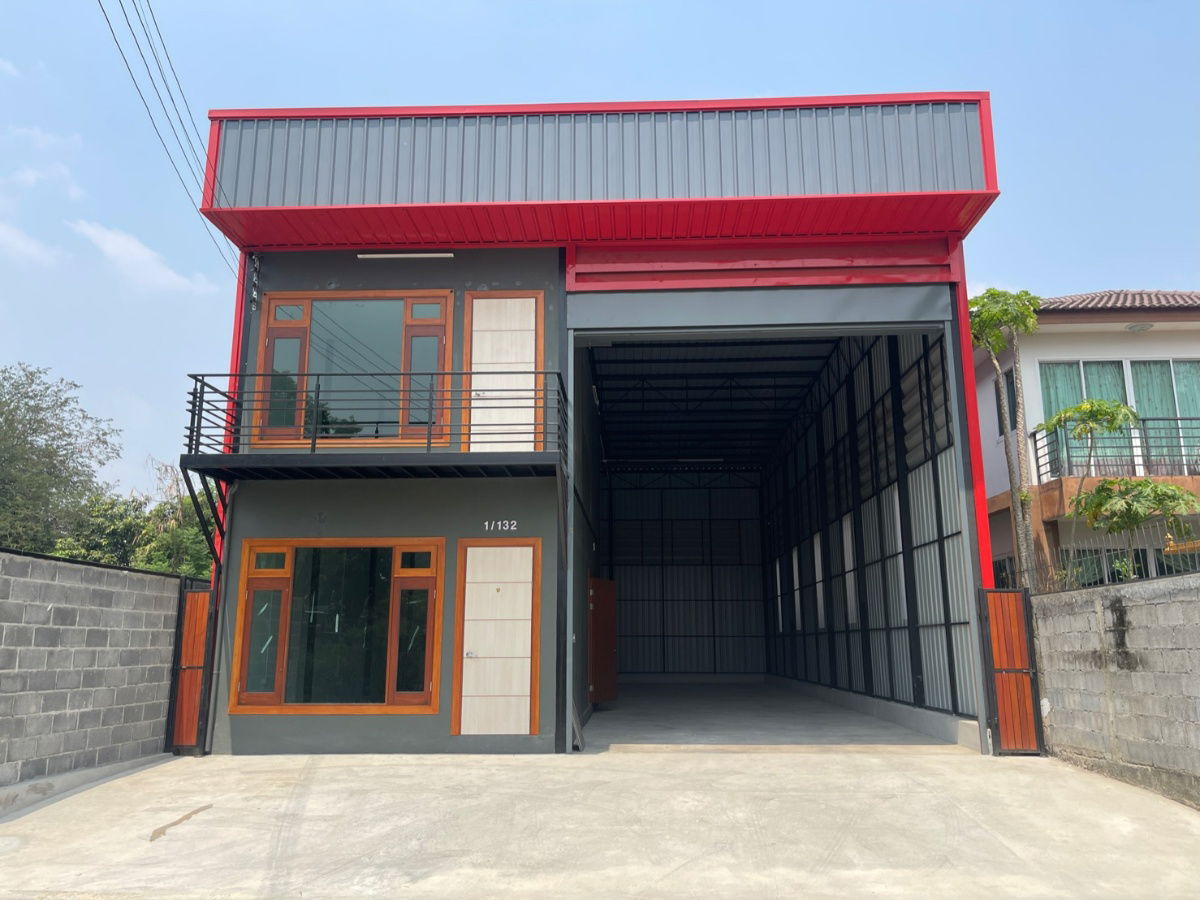 picture  located on the main road no need to enter the alley located on Road 340 BangBuaThong-SuphanBuri Mangkornthong Factory 1 Phase 2 book now and get 30%  - 4/6