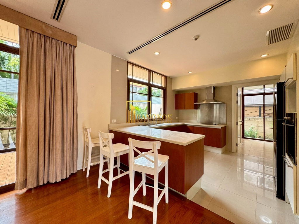 รูป Baan Sansiri 67 | Luxurious 4 Bed Pool Villa in Phra Khanong - BR7959SH - รูปที่ 16/68