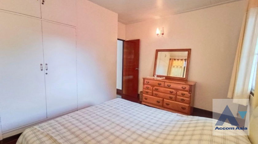 picture 🔼🔽 AccomA 📩 Spacious house with classic charm and greenery in Sathorn (1714115) - 20/20