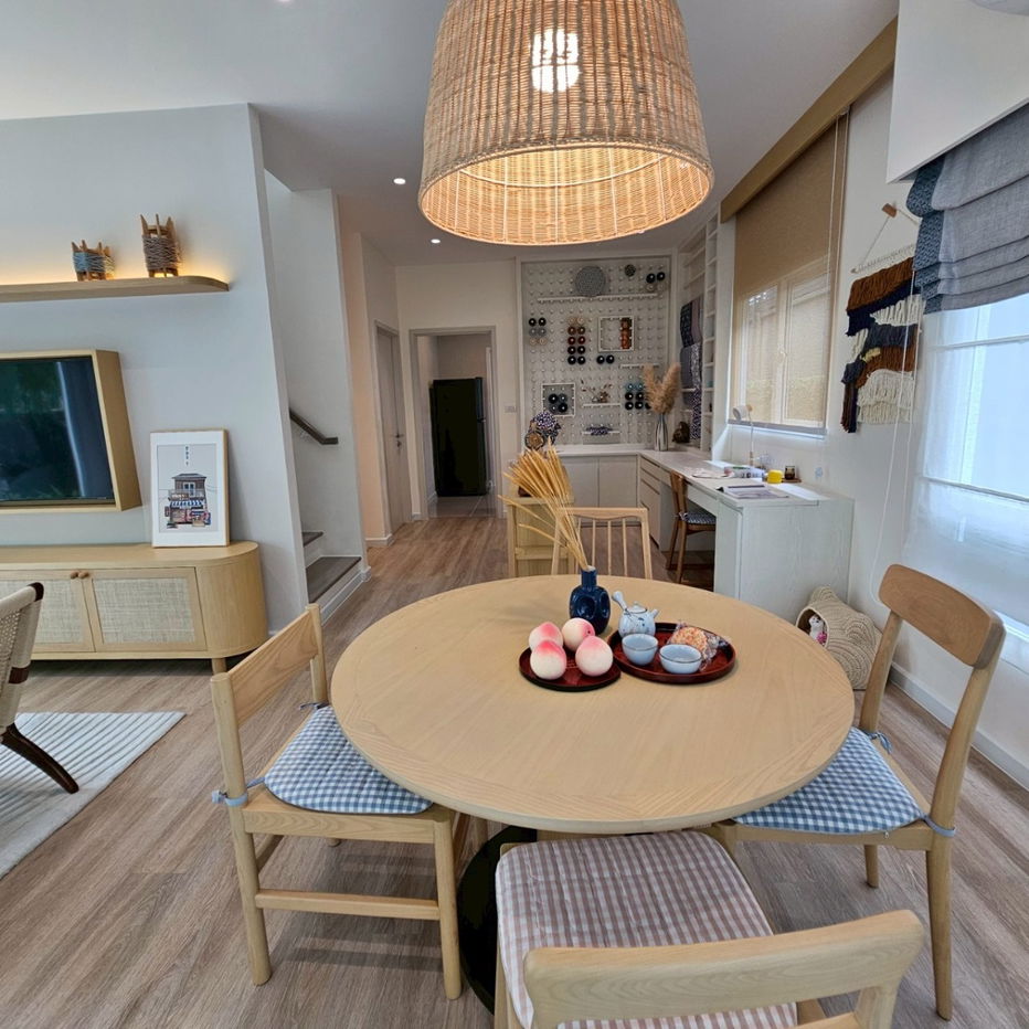 รูป ขายบ้านสวยพร้อมตกแต่งทั้งหลัง พร้อมย้ายเข้าอยู่ ราคาพิเศษ 5.99 ล้านบาท ฟรีทุกค่าใช้จ่าย ณ วันโอนกรรมสิทธิ์ - รูปที่ 14/20