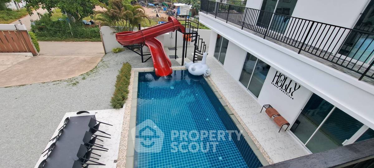 picture 6-BR Villa close to Pattaya (ID 1229337) - 8/34
