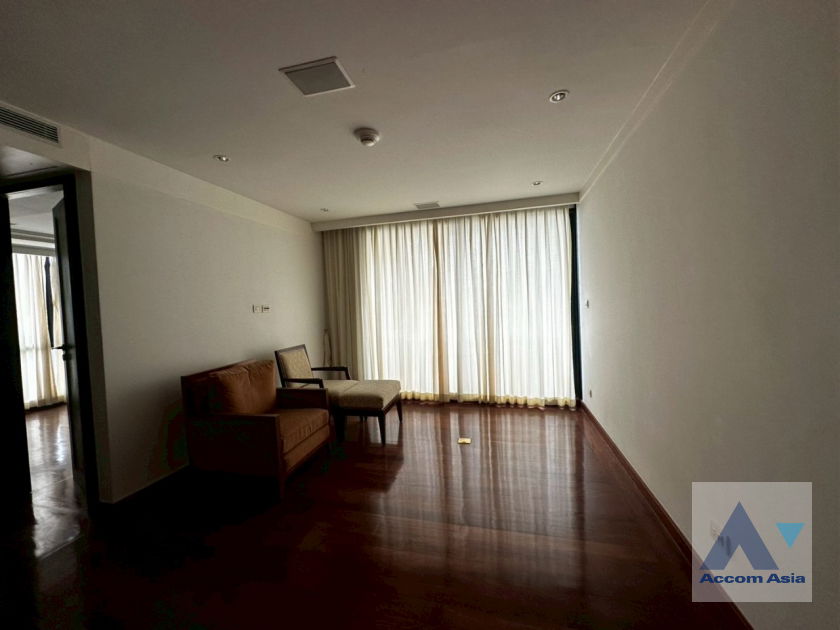 picture 🔼🔽 AccomA 📩  4 BR Condominium @Somkid Gardens (AA44225) - 14/20