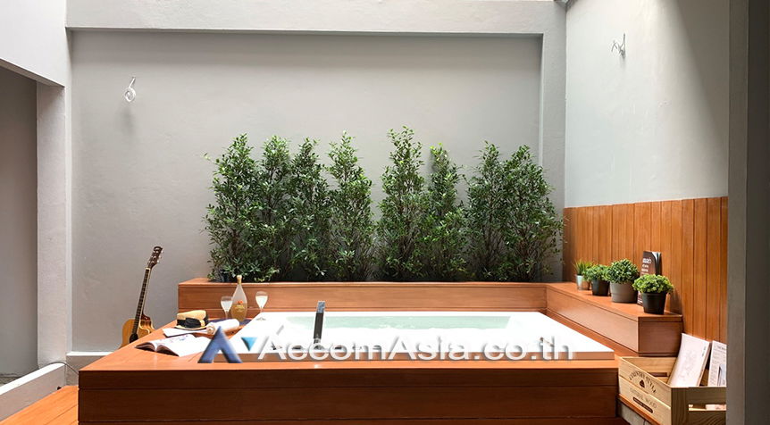 picture 🔼🔽 AccomA 📩  3 BR House in Khlong Ton Nuea (AA27387) - 6/17