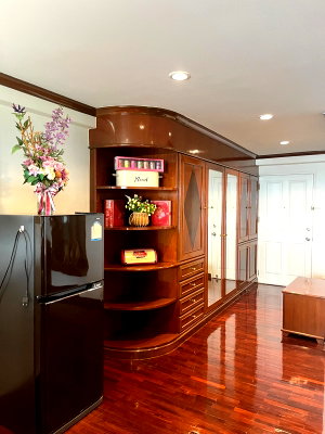 ขายคอนโด : (2172) Condo for Sale - Regent Srinakarin Tower