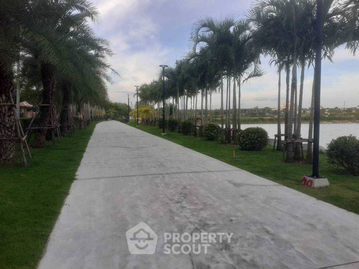 picture 6,400 m² Land for Sale close to East Pattaya (ID 2217253) - 7/12