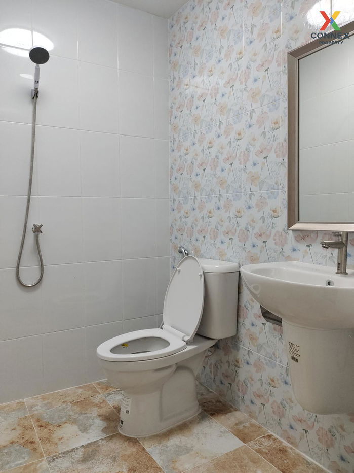 picture For Sale Townhouse/Townhome  , The Connect 8 Wongwaen - Bangna , Bang Phli Yai , Bang Phli , Samut Prakarn , CX-126181 ✅ Live chat with us ADD LINE @connexproperty ✅  - 5/7