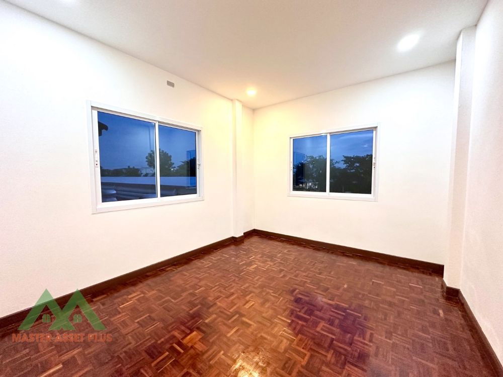 รูป ขายบ้านเดี่ยว 2 ชั้น ม.ยุคลธร 4 ห้องนอน รีโนเวทใหม่ พร้อมเข้าอยู่ ทำเลดี ใจกลางเมือง ต.ปากเพรียว สระบุรี  - รูปที่ 8/18