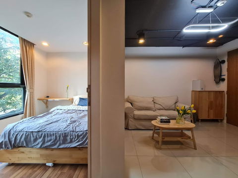 Condo for rent : Zenith Place Sukhumvit 42(( BTS Ekkmai  )) MK-02  line @livingbkk