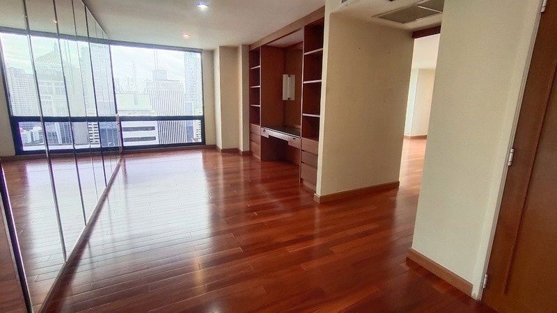 รูป LTHC12842 - Condo for sale คอนโด ขาย at Somkid Gardens สมคิด การ์เดน Size 437 sqm. 4 beds 4 baths Near BTS Chit Lom Station ONLY 98 MB - รูปที่ 13/17