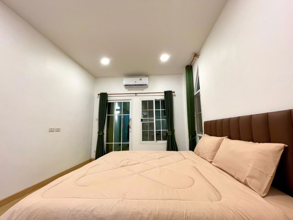 picture For sale: 3 pool villas in Huay Yai on a 1 rai 200 sq.wah land plot, Nong Prue Subdistrict, Bang Lamung District, Chonburi Province - 8/36