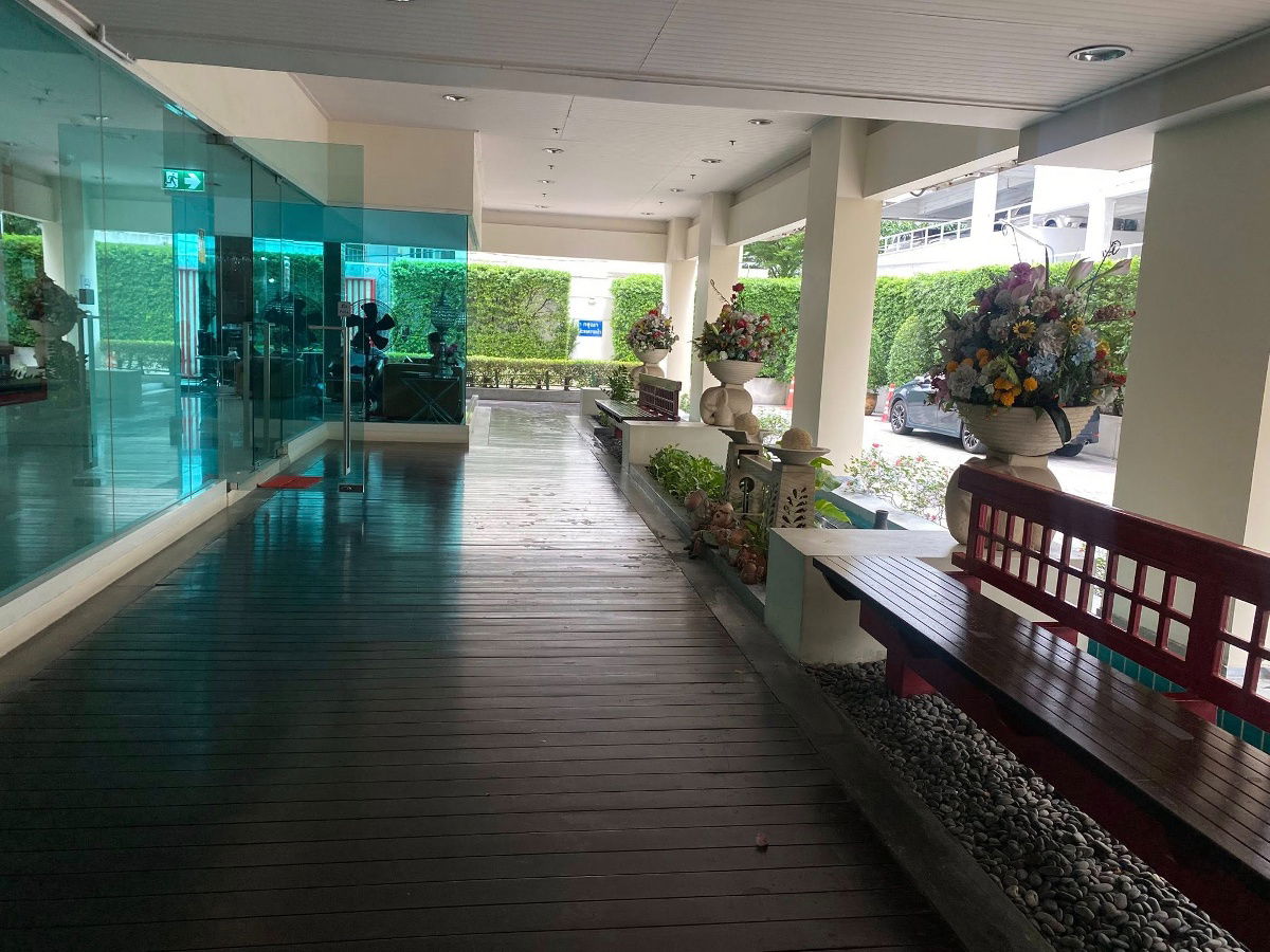 รูป ห้องเหมือนใหม่ Studio 30ตร.ม. WISH@SAM YAN เฟอร์ครบ ใกล้จุฬา เตรียมอุดม สาธิตจุฬา 300เมตรจาก mrt เงียบไม่โดนบังวิว - รูปที่ 25/31