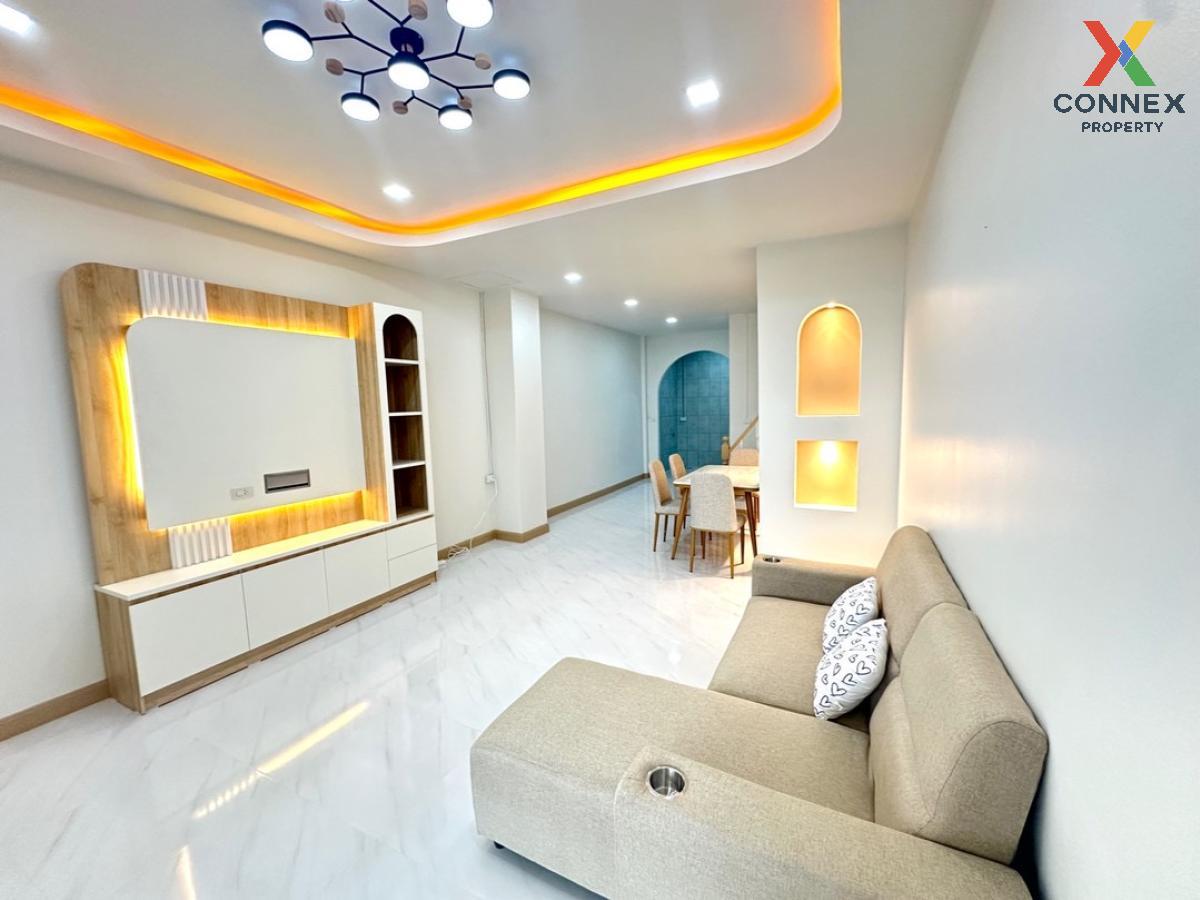 picture For Sale Townhouse/Townhome  , Indraview Phraya Suren 19 , Bang Chan , Khlong Sam Wa , Bangkok , CX-125900 ✅ Live chat with us ADD LINE @connexproperty ✅  - 4/12
