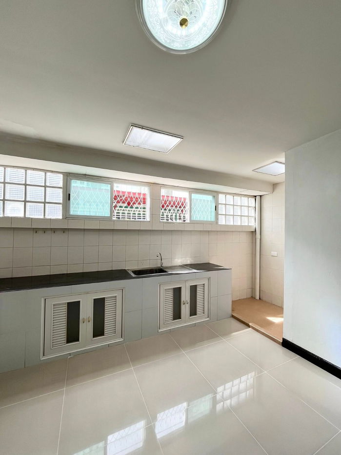 picture WS1560 🏡 Ready to move in house for rent! ✨ 2-storey townhouse, very good location in Kaset-Nawamin area, rent only 16,000 baht/month - 15/22