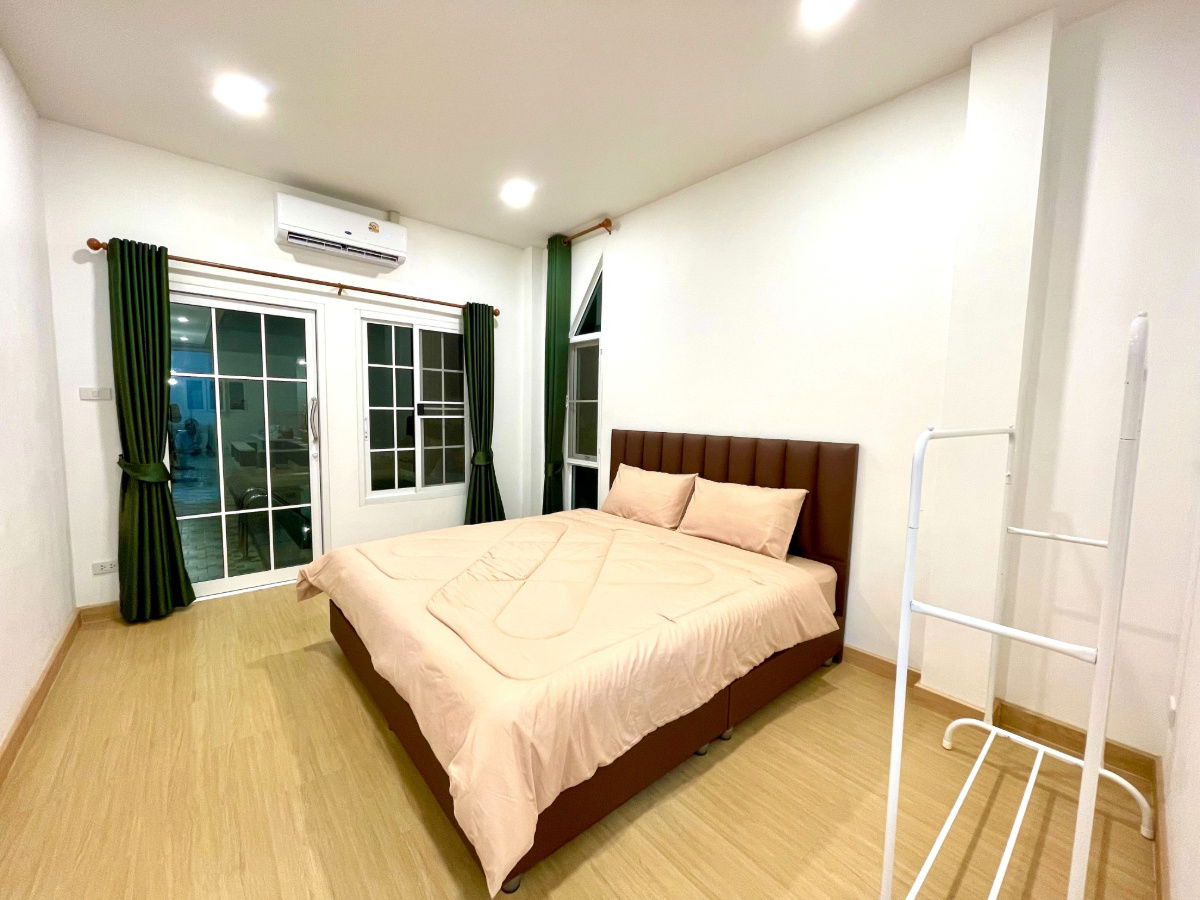 picture For sale: 3 pool villas in Huay Yai on a 1 rai 200 sq.wah land plot, Nong Prue Subdistrict, Bang Lamung District, Chonburi Province - 6/36