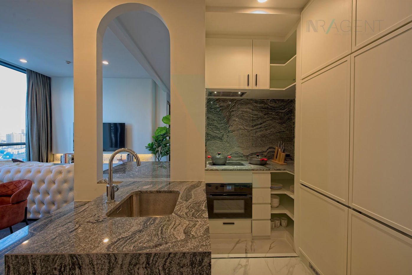 picture 📌 For Sell Condo THE ESSE SUKHUMVIT 36 Building 1, Floor 20,2 bed room, Room size 77 sqm - 6/8