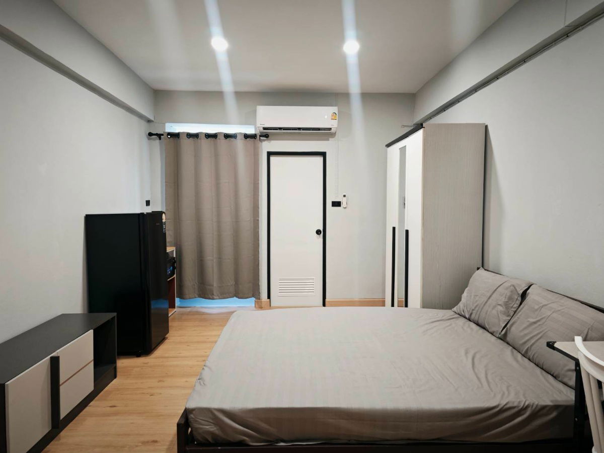 รูป ขาย คอนโด 🏡 ใกล้รถไฟฟ้าแอร์พอร์ตลิงค์รามคำแหง 🚅 เดินได้ 250 เมตร (ห้องใหม่ แต่งสวย) 🤩🥳✨ - รูปที่ 12/20