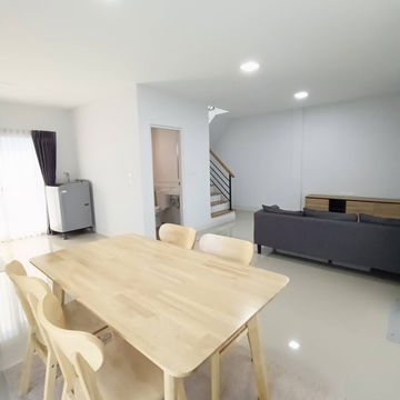 For rent pleno town Lam Luk Ka-Klong 5