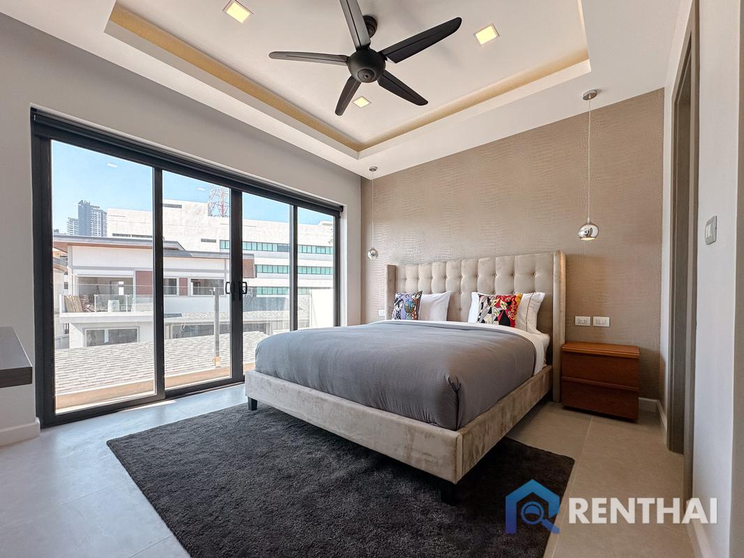 รูป บ้านเดี่ยว 3 ห้องนอนที่ Zensiri Midtown Villa, พัทยา, 18.5 ล้านบาท, สิ่งอำนวยความสะดวกหรูหรา, พร้อมเฟอร์นิเจอร์ครบครัน, พร้อมอยู่เข้าทันที - รูปที่ 3/25