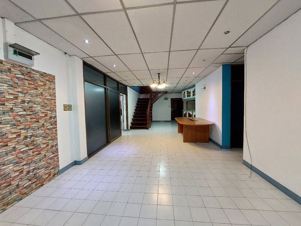 picture For Rent at 2-storey detached house for rent #Huai Khwang Ratchada - 7/21