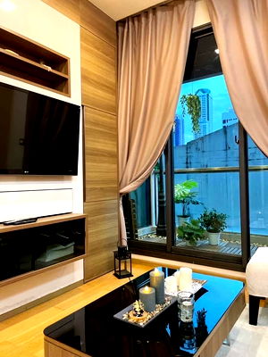 เช่าคอนโด BTS เซนต์หลุยส์ : ให้เช่า คอนโด The Address sathorn 12 ห้องสวยเพิ่ง renovate ใกล้ BTS เซนต์หลุยส์