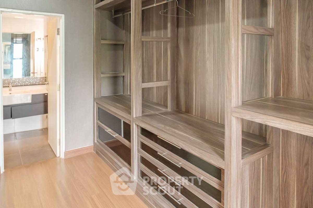 picture 5-BR House in Wat Chalo (ID 2059479) - 26/40
